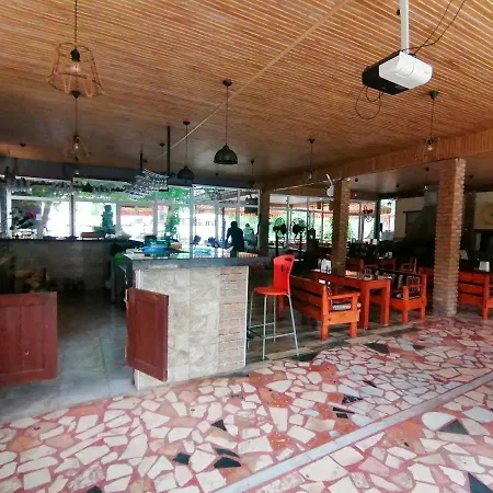 Pasa Restaurant & Ubytování v soukromí *